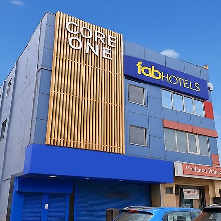 Fabhotel F9 Sector 58 Noida Exterior photo
